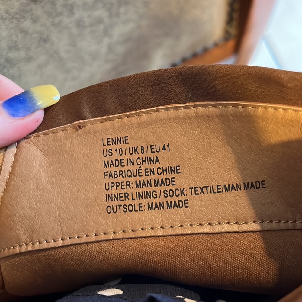 Lennie Boots - Picture 4 of 5